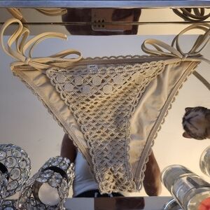 Aerie Cream Crochet Bikini Bottom